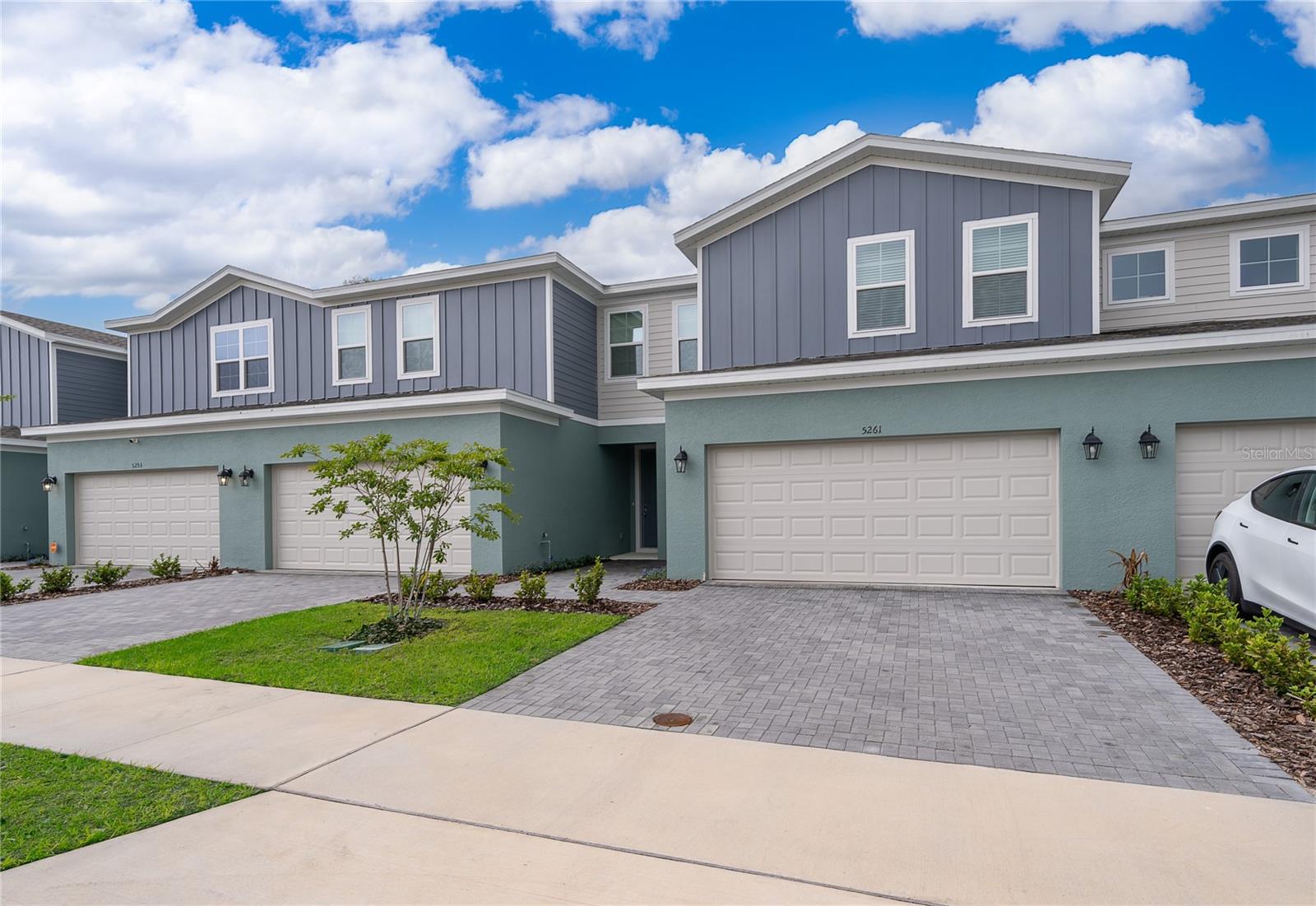 Image 3 of 32 For 5261 Luisa Court