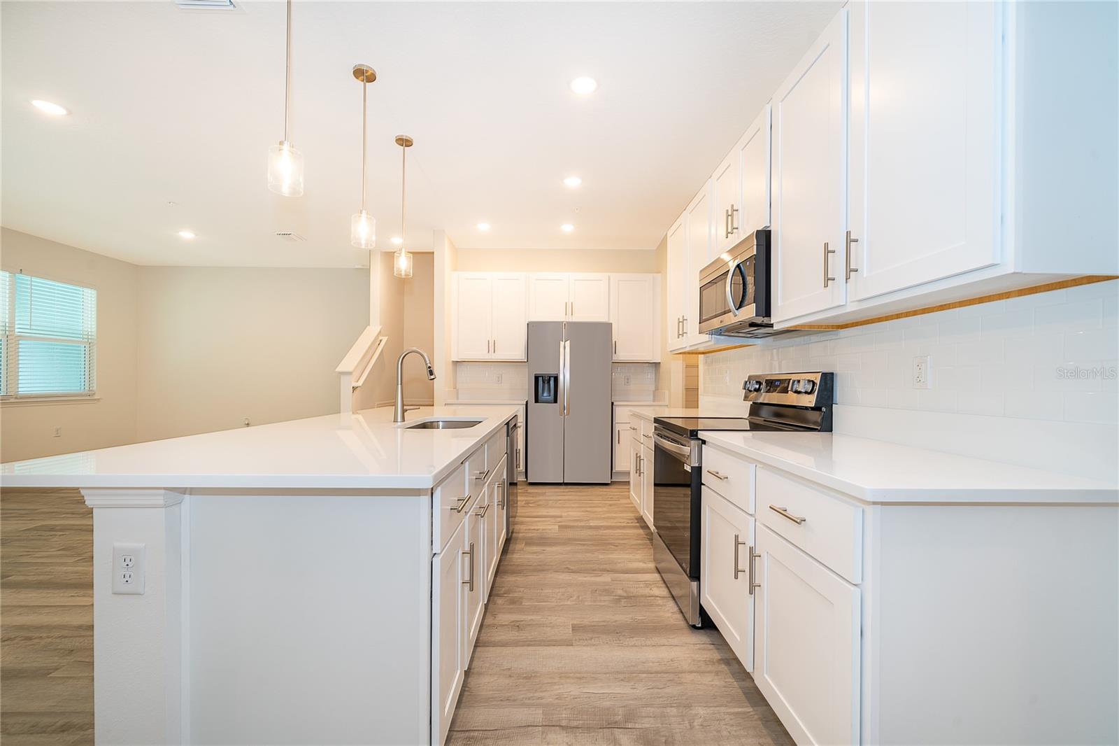 Image 5 of 32 For 5261 Luisa Court