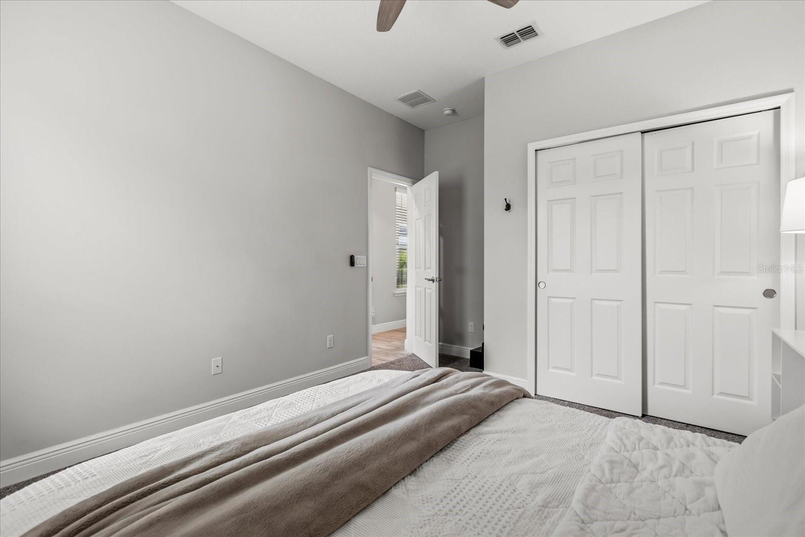 Image 34 of 47 For 1169 Fieldstone Circle