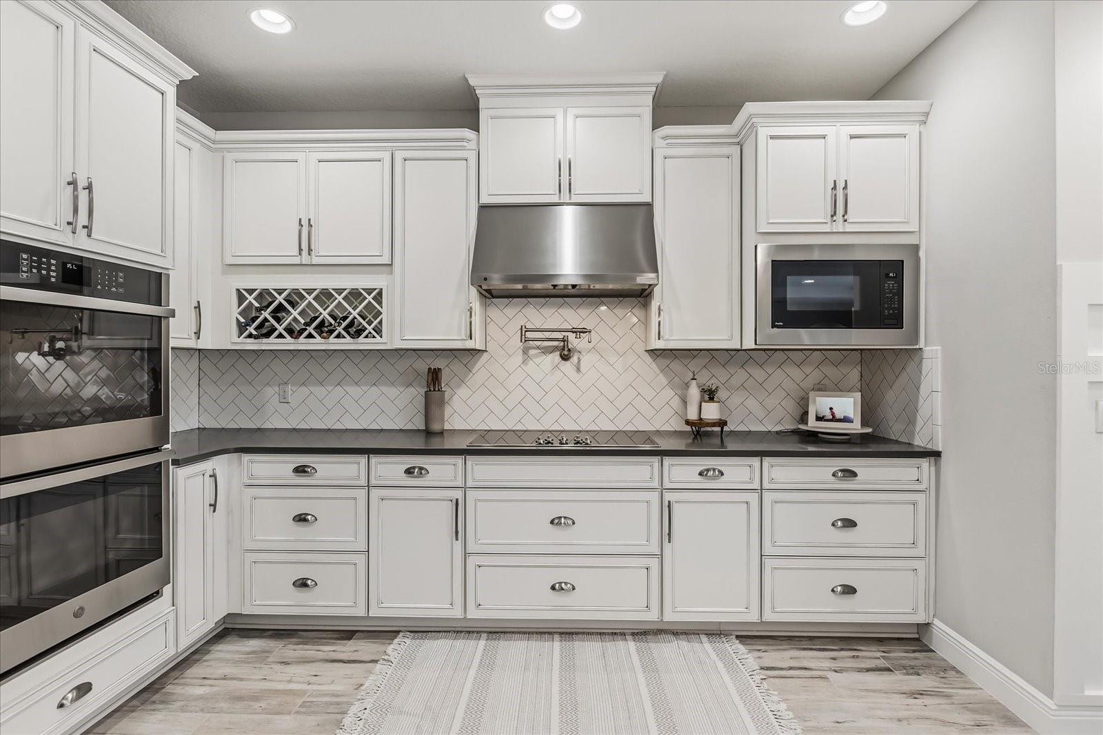 Image 8 of 47 For 1169 Fieldstone Circle