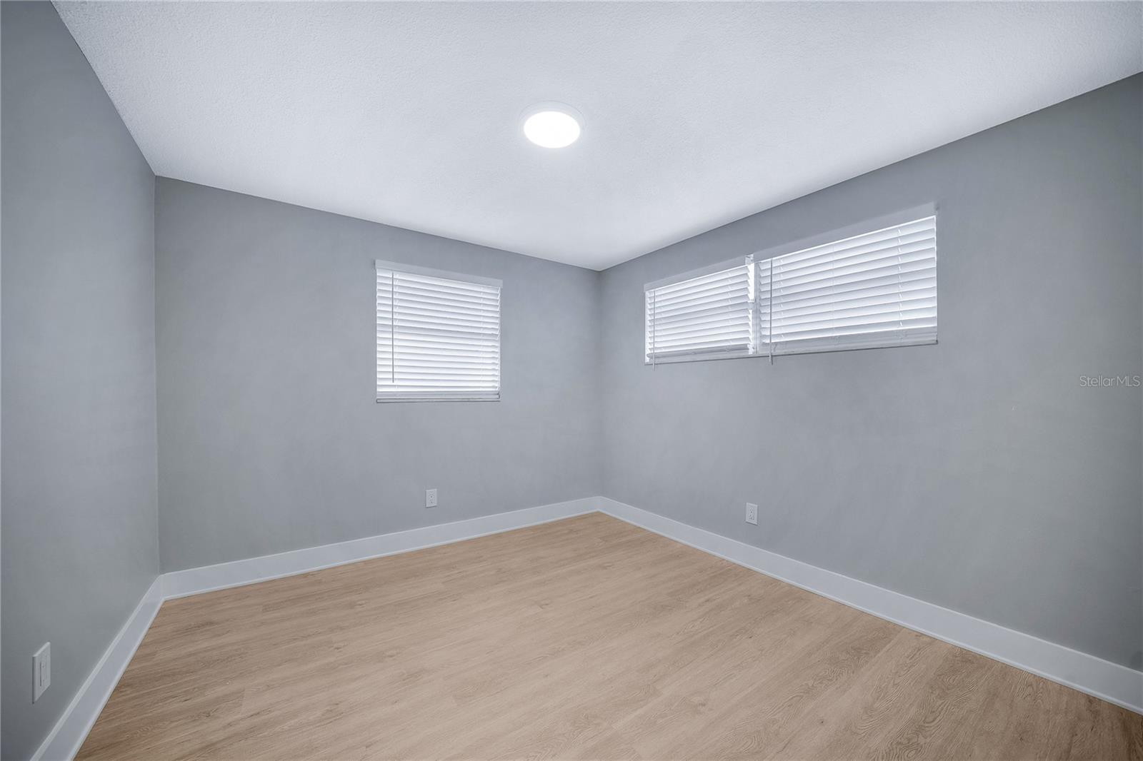 Image 32 of 43 For 9151 Fairweather Drive