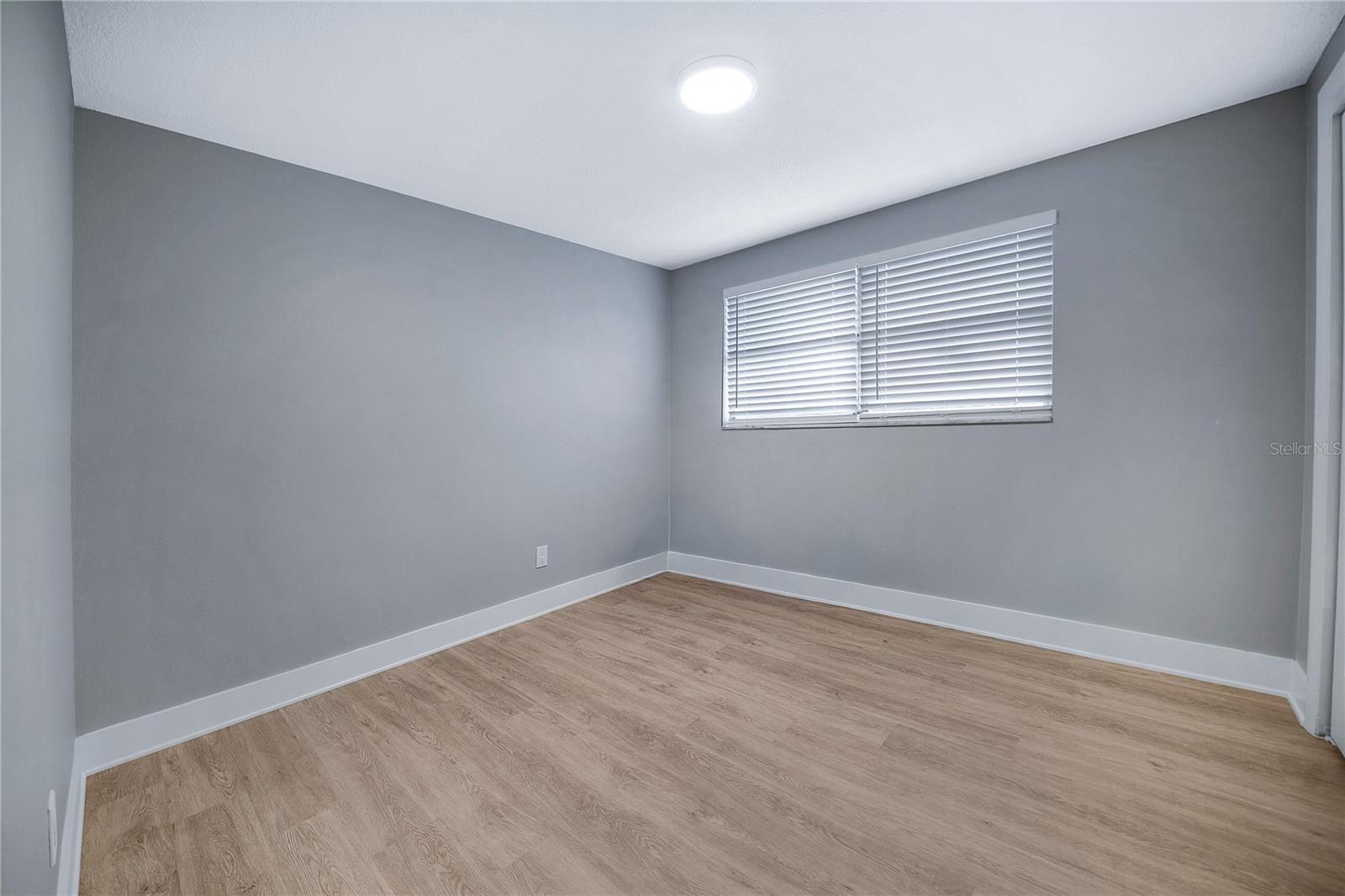 Image 34 of 43 For 9151 Fairweather Drive