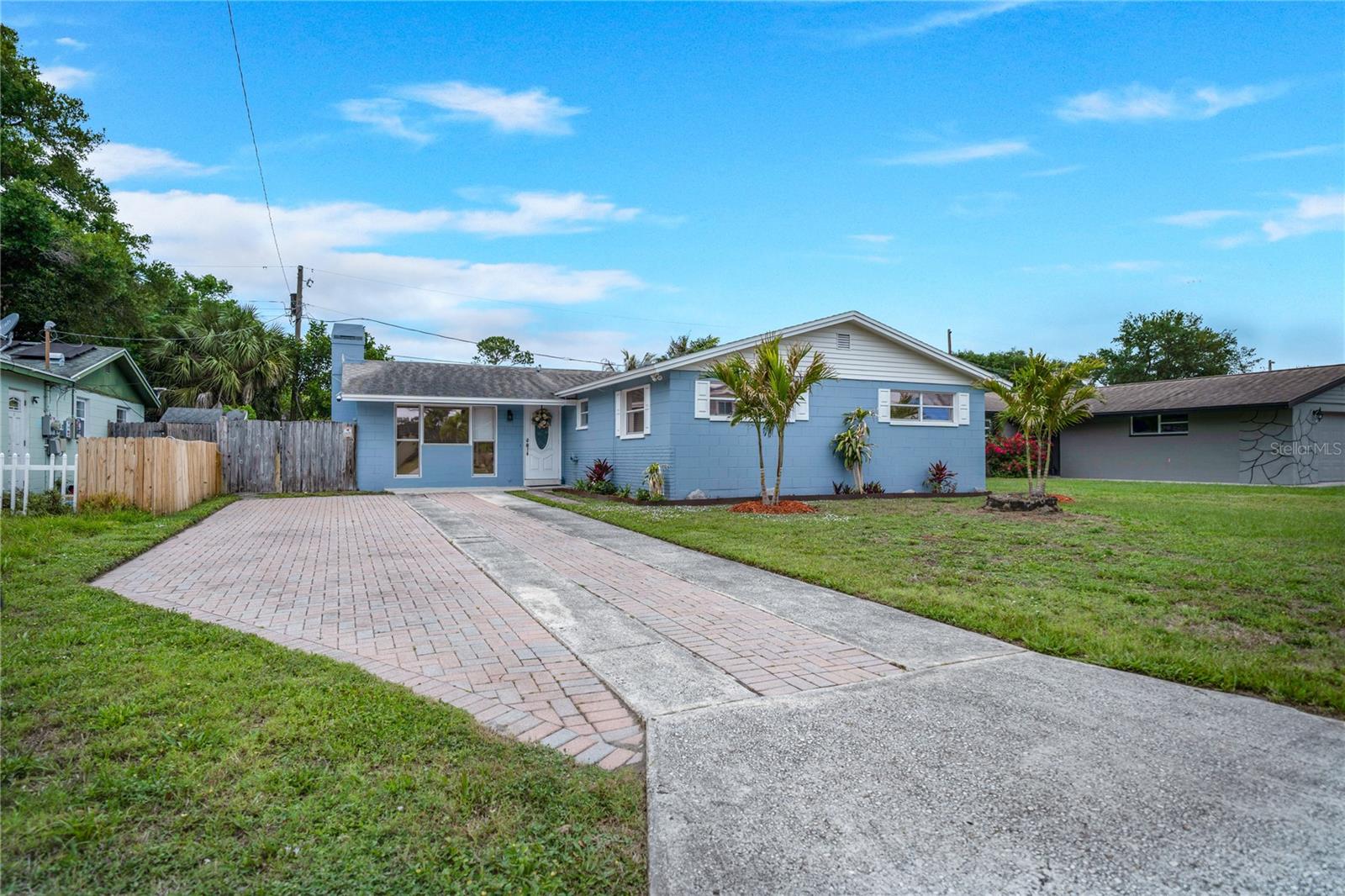 Image 4 of 43 For 9151 Fairweather Drive