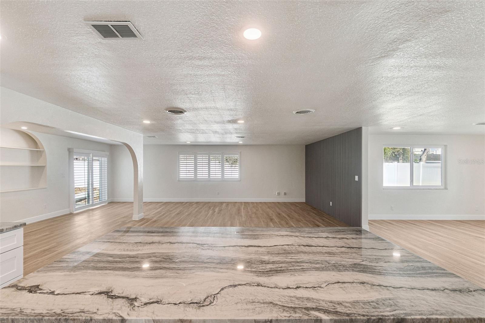 Image 10 of 47 For 3050 Princeton Avenue