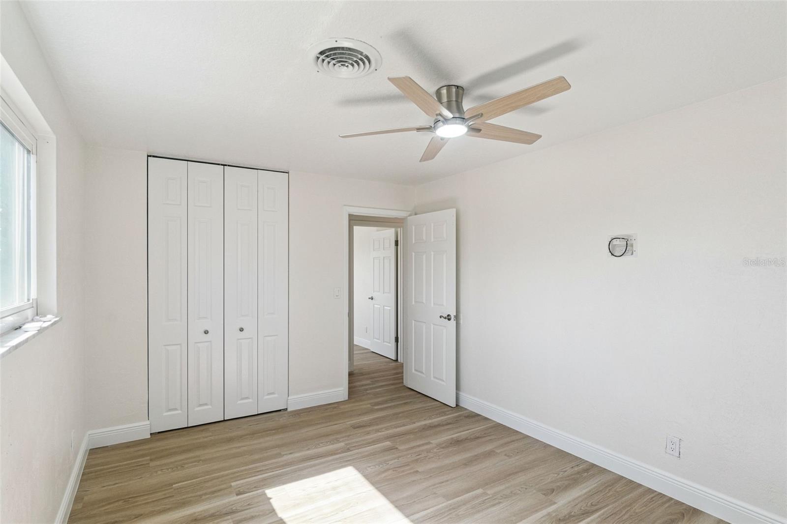 Image 20 of 47 For 3050 Princeton Avenue