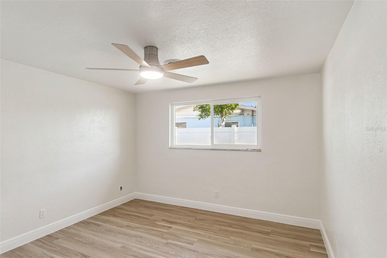 Image 25 of 47 For 3050 Princeton Avenue