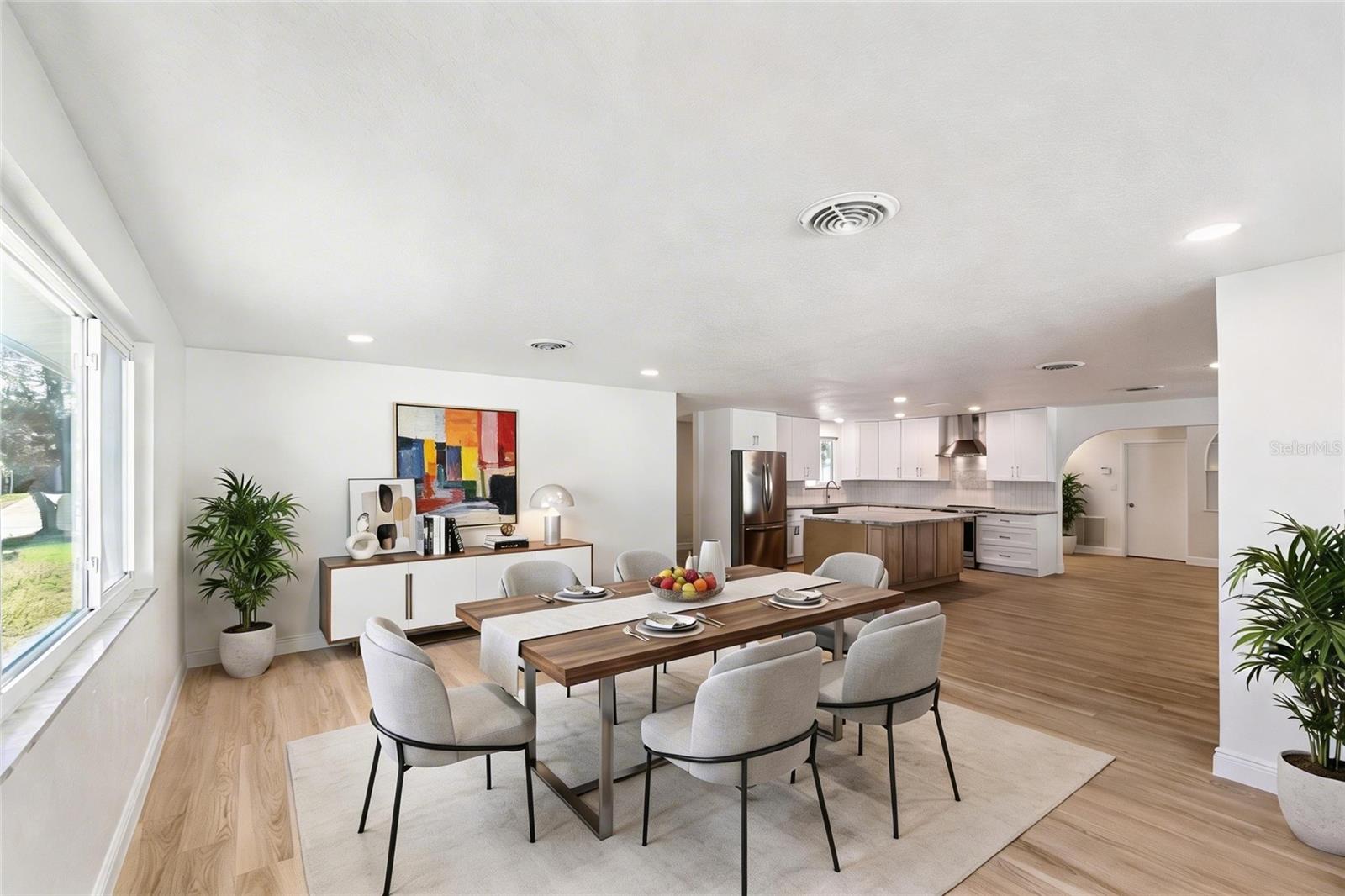 Image 4 of 47 For 3050 Princeton Avenue