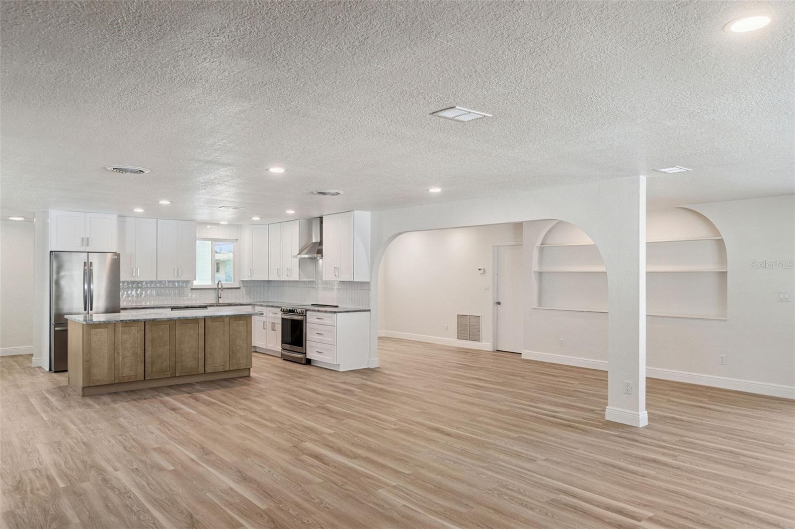 Image 9 of 47 For 3050 Princeton Avenue