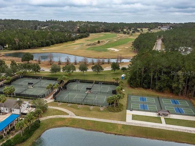 Image 15 of 40 For 19486 Sheltered Hills Drive