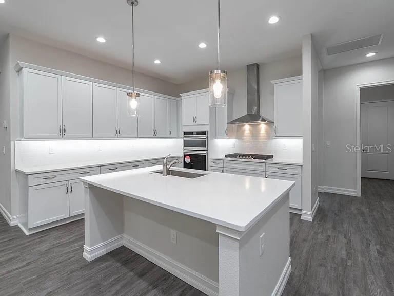 Image 22 of 40 For 19486 Sheltered Hills Drive