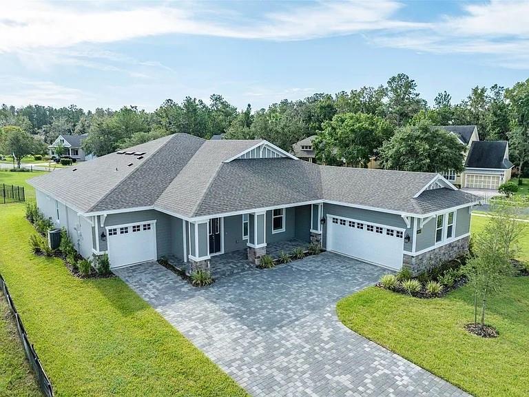 Image 33 of 40 For 19486 Sheltered Hills Drive