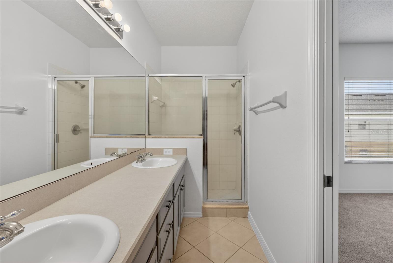 Image 24 of 44 For 721 Fortanini Circle