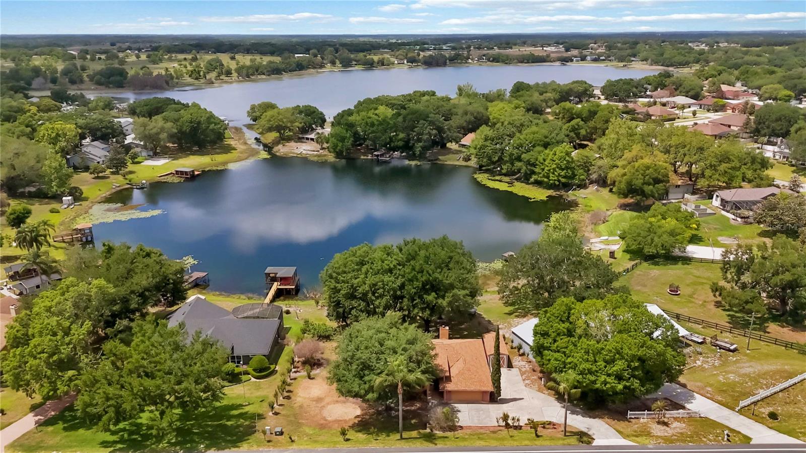 Image 32 of 36 For 9835 Lakeshore Drive