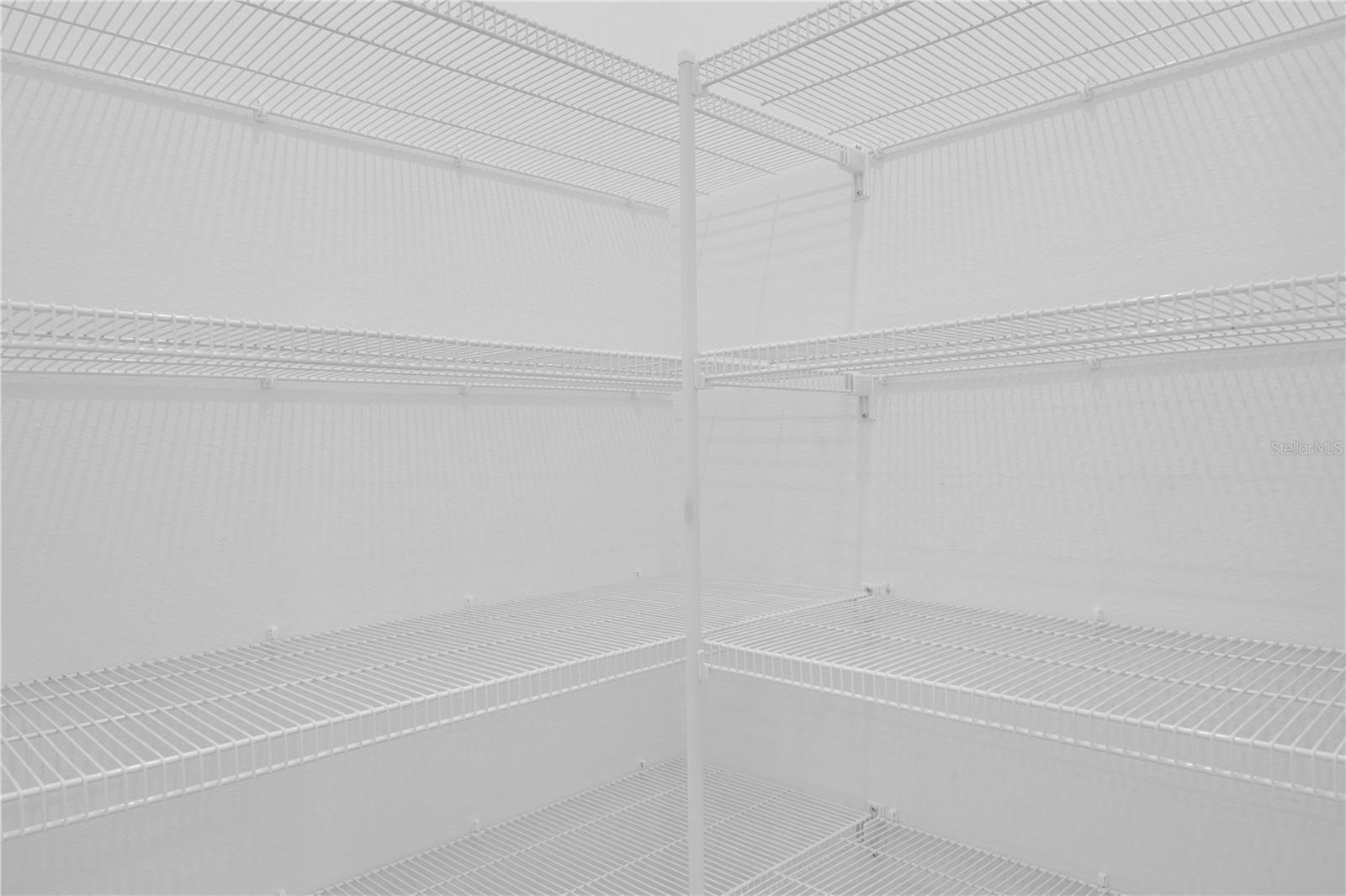 Image 18 of 43 For 506 Marion Oaks Trail