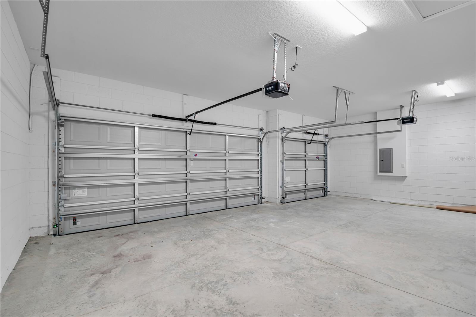 Image 34 of 43 For 506 Marion Oaks Trail