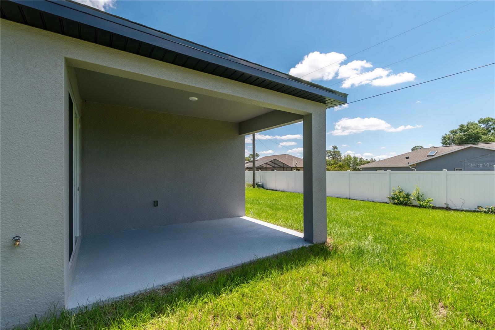 Image 38 of 43 For 506 Marion Oaks Trail