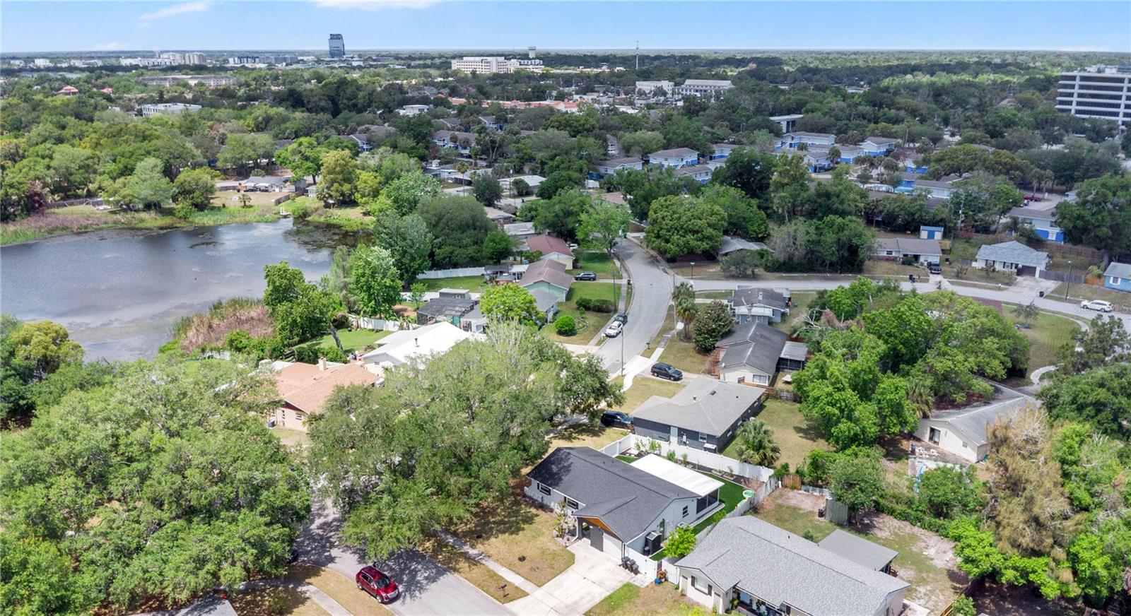 Image 25 of 31 For 851 Darwin Drive