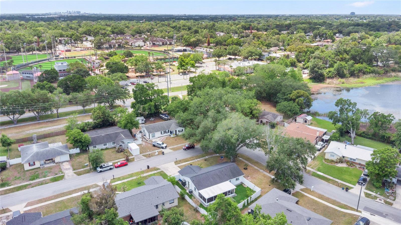 Image 26 of 31 For 851 Darwin Drive