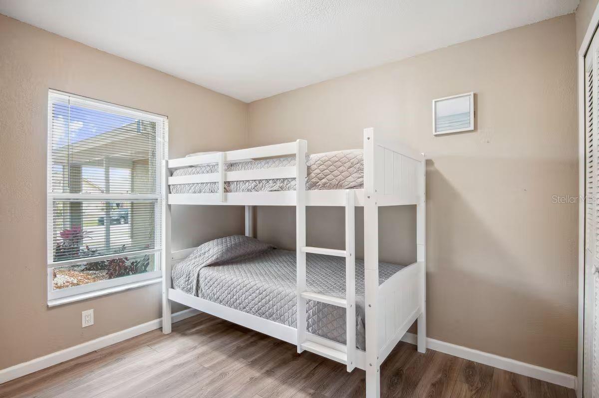 Image 9 of 14 For 6506 Seafairer Drive