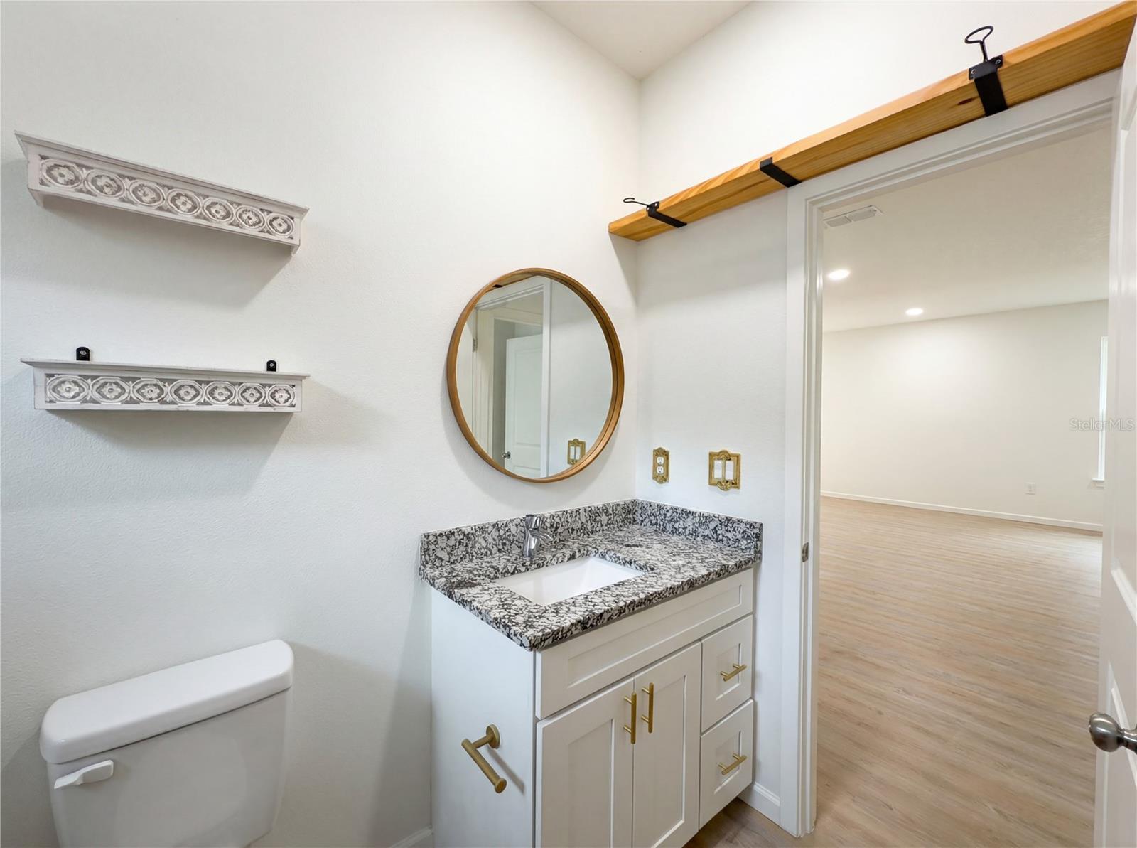 Image 13 of 20 For 1254 Dunbar Street