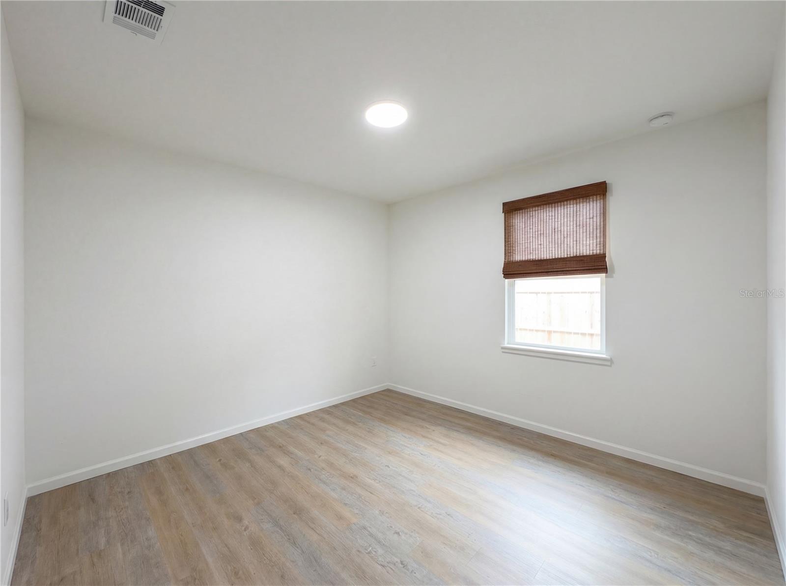 Image 14 of 20 For 1254 Dunbar Street