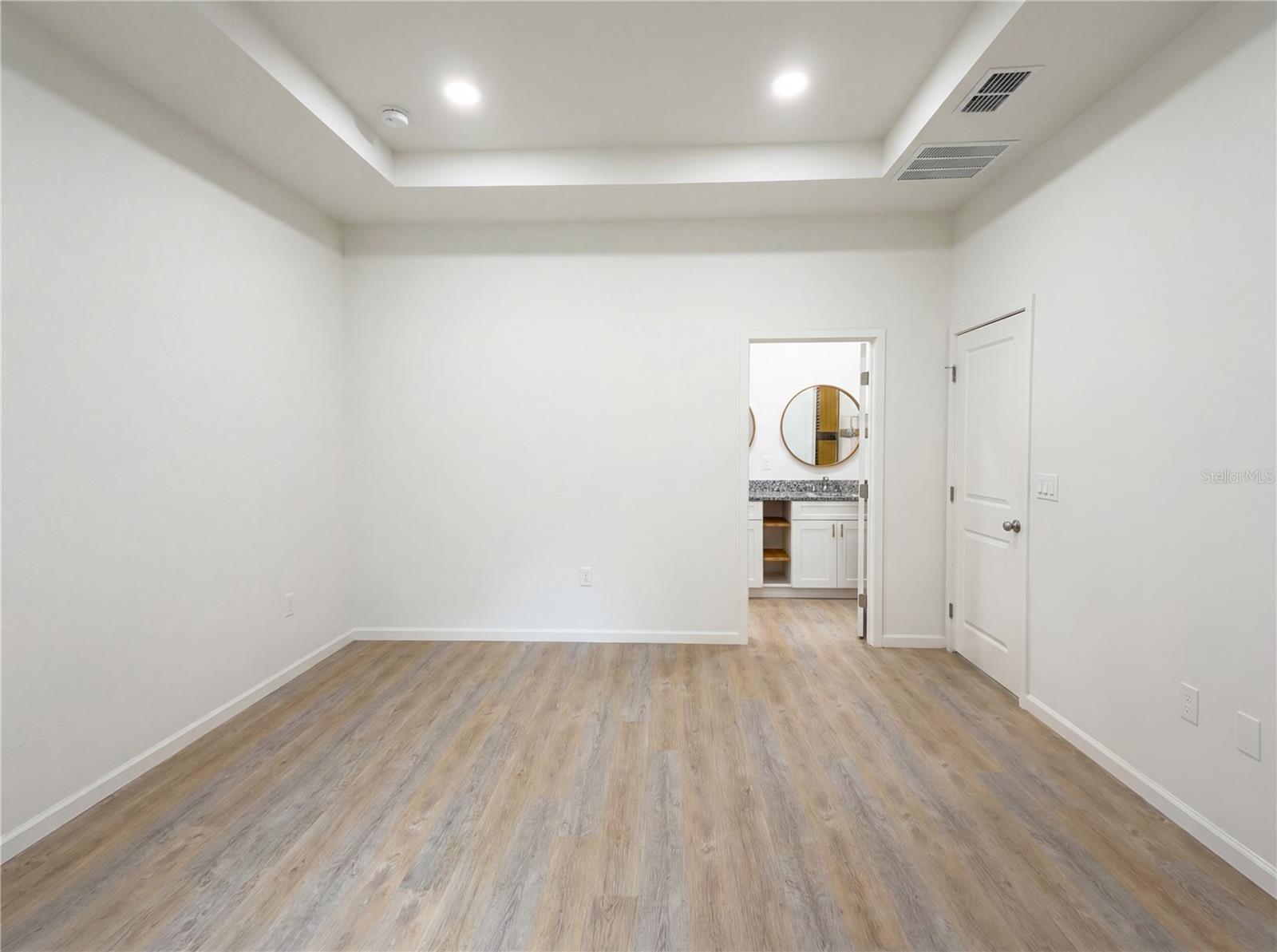 Image 16 of 20 For 1254 Dunbar Street