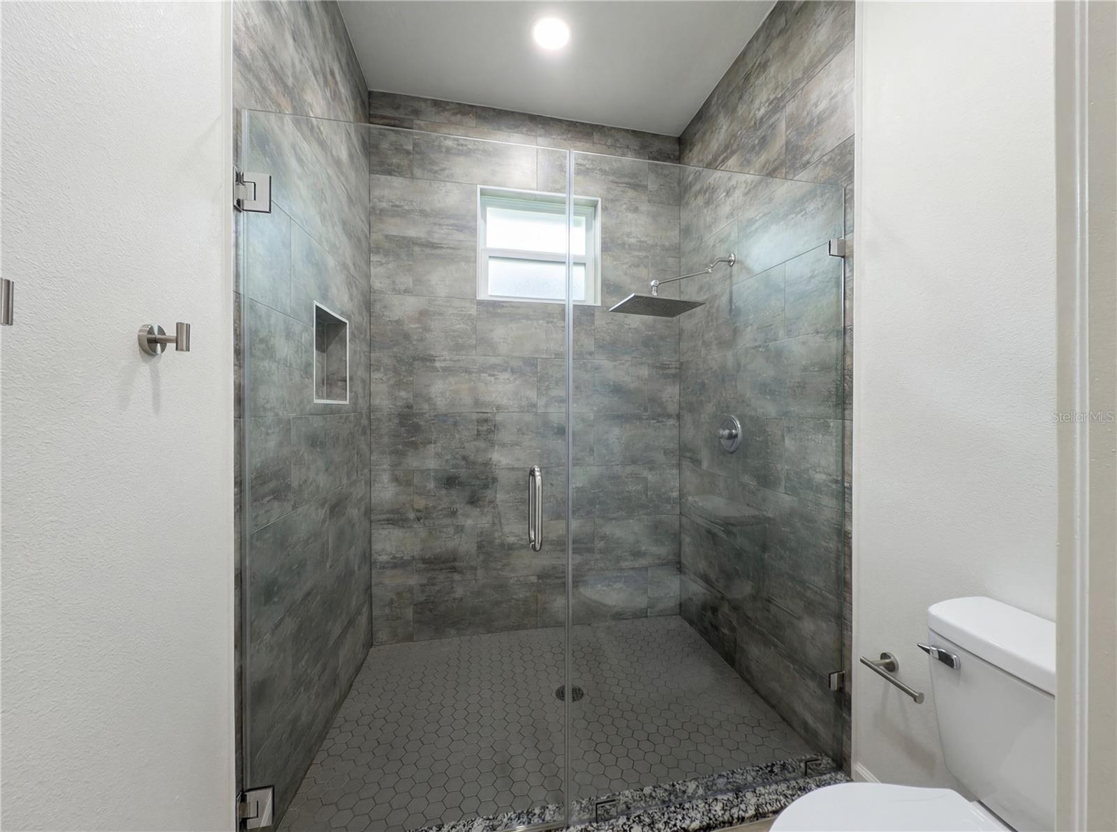 Image 17 of 20 For 1254 Dunbar Street