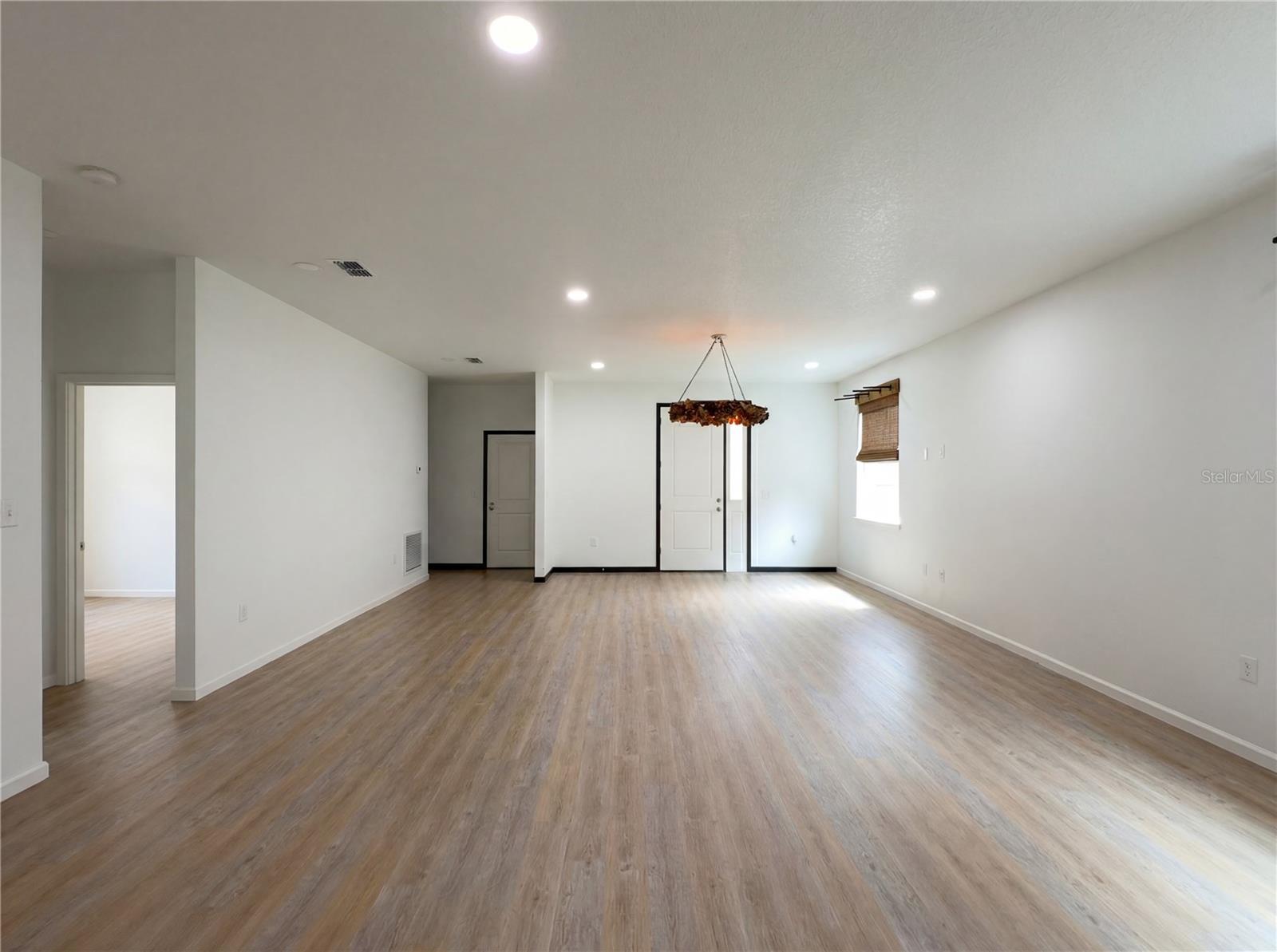 Image 3 of 20 For 1254 Dunbar Street