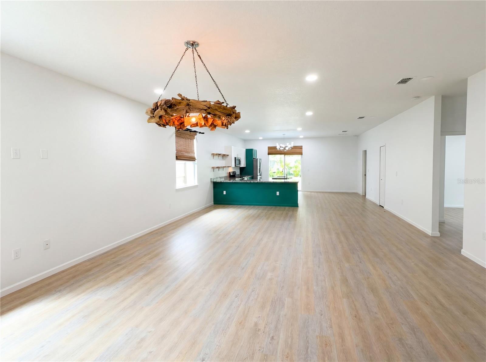 Image 9 of 20 For 1254 Dunbar Street