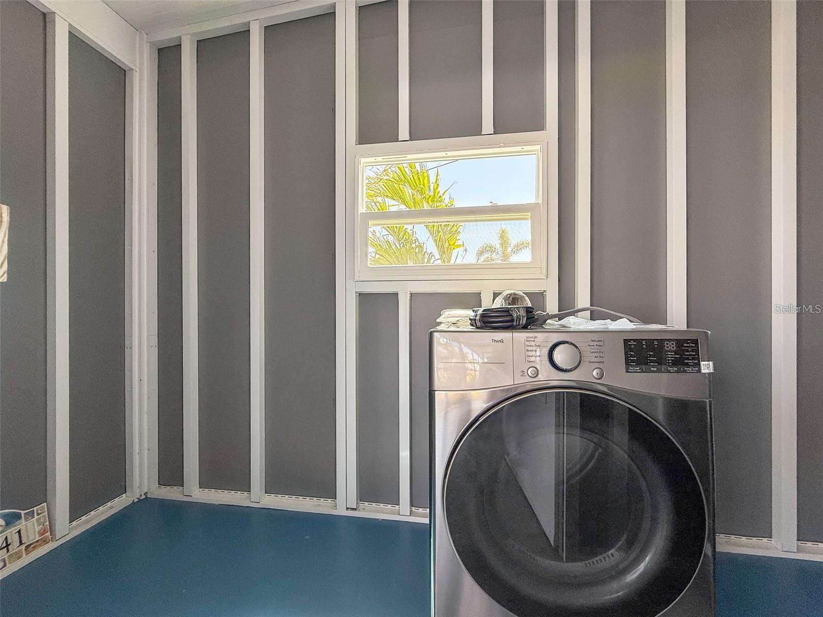 Image 20 of 25 For 5141 Oakland Hills Avenue