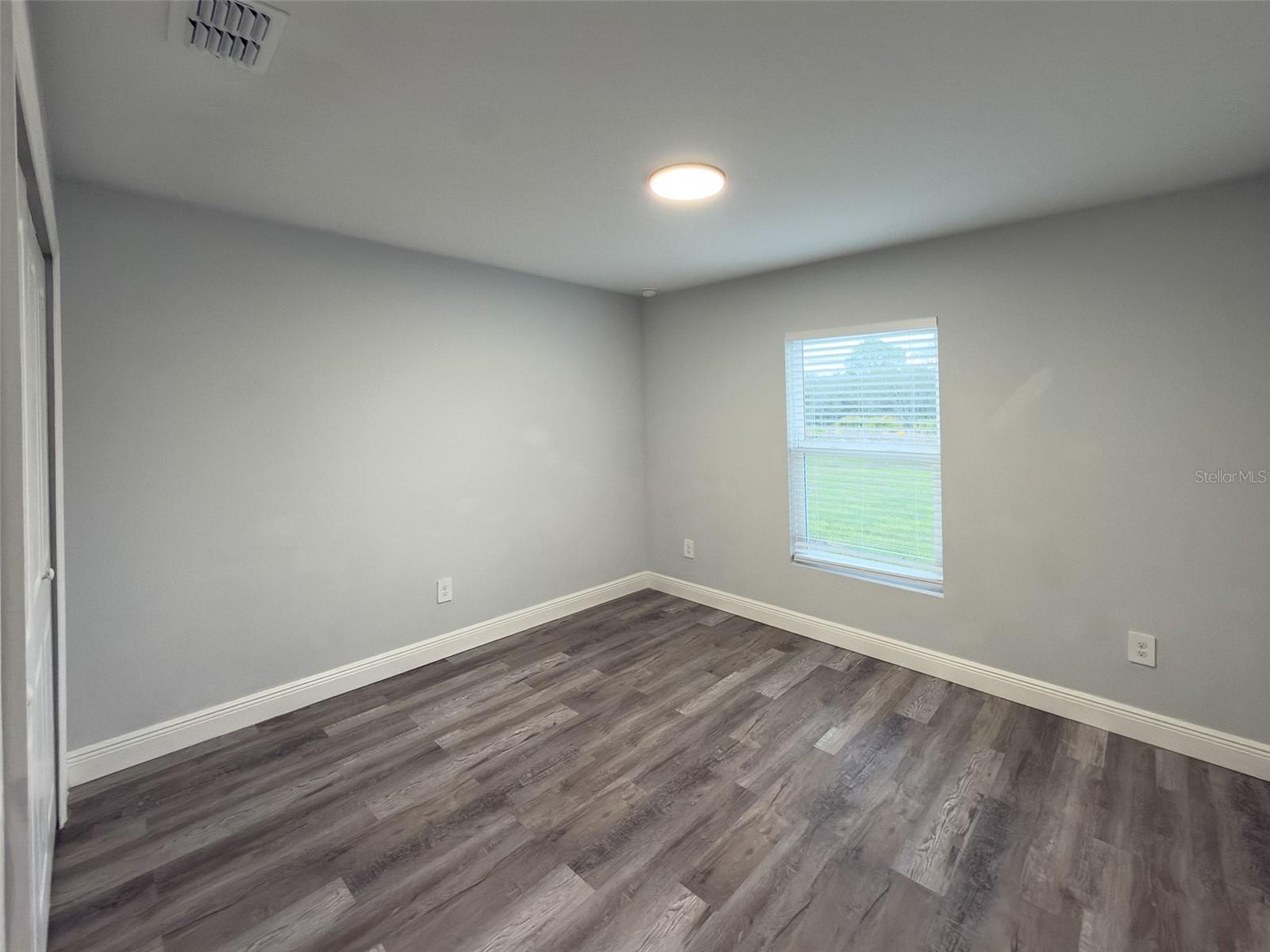 Image 7 of 8 For 4700 Sunbeam Street