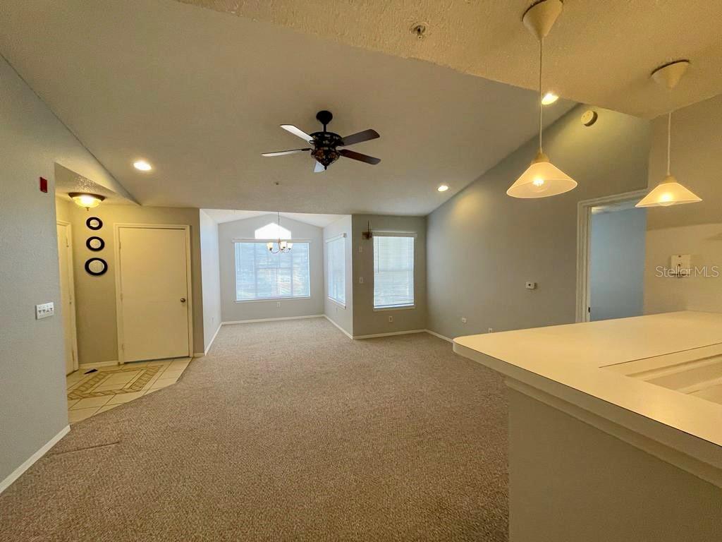 Image 4 of 14 For 2212 Grand Cayman Court 1633