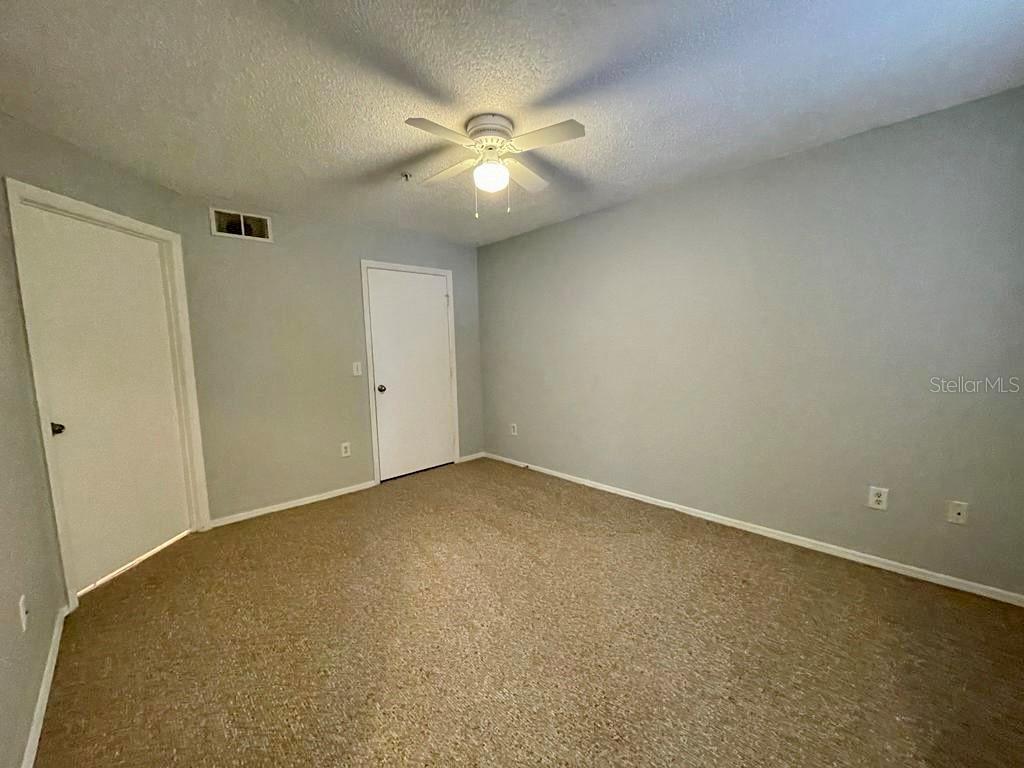 Image 9 of 14 For 2212 Grand Cayman Court 1633