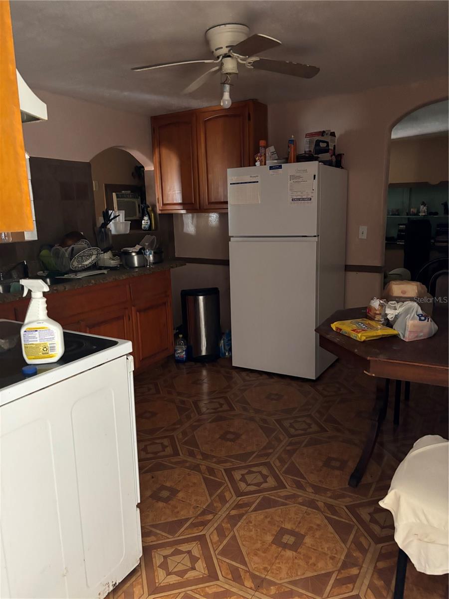 Image 7 of 14 For 1416 Southwest Road