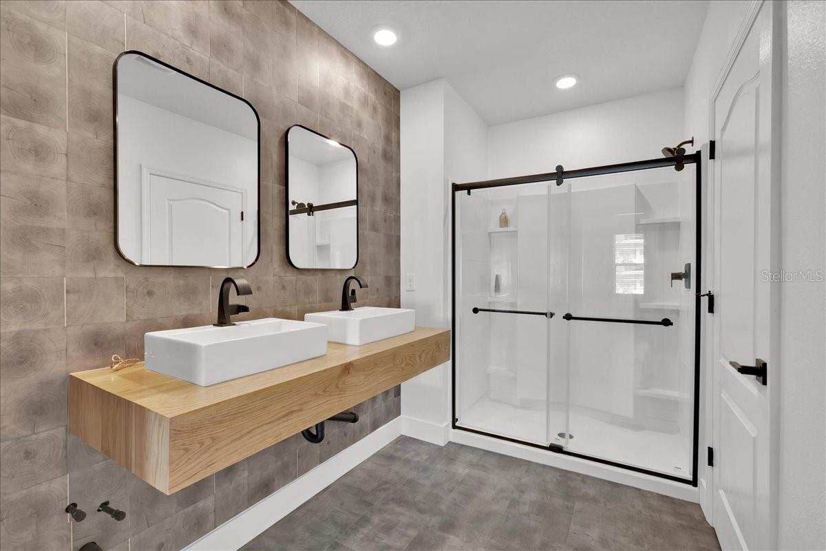 Image 3 of 20 For 6763 Grace Hammock Road