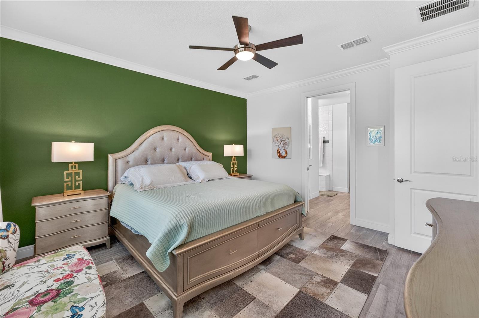 Image 32 of 92 For 2873 Cherry Blossom Loop