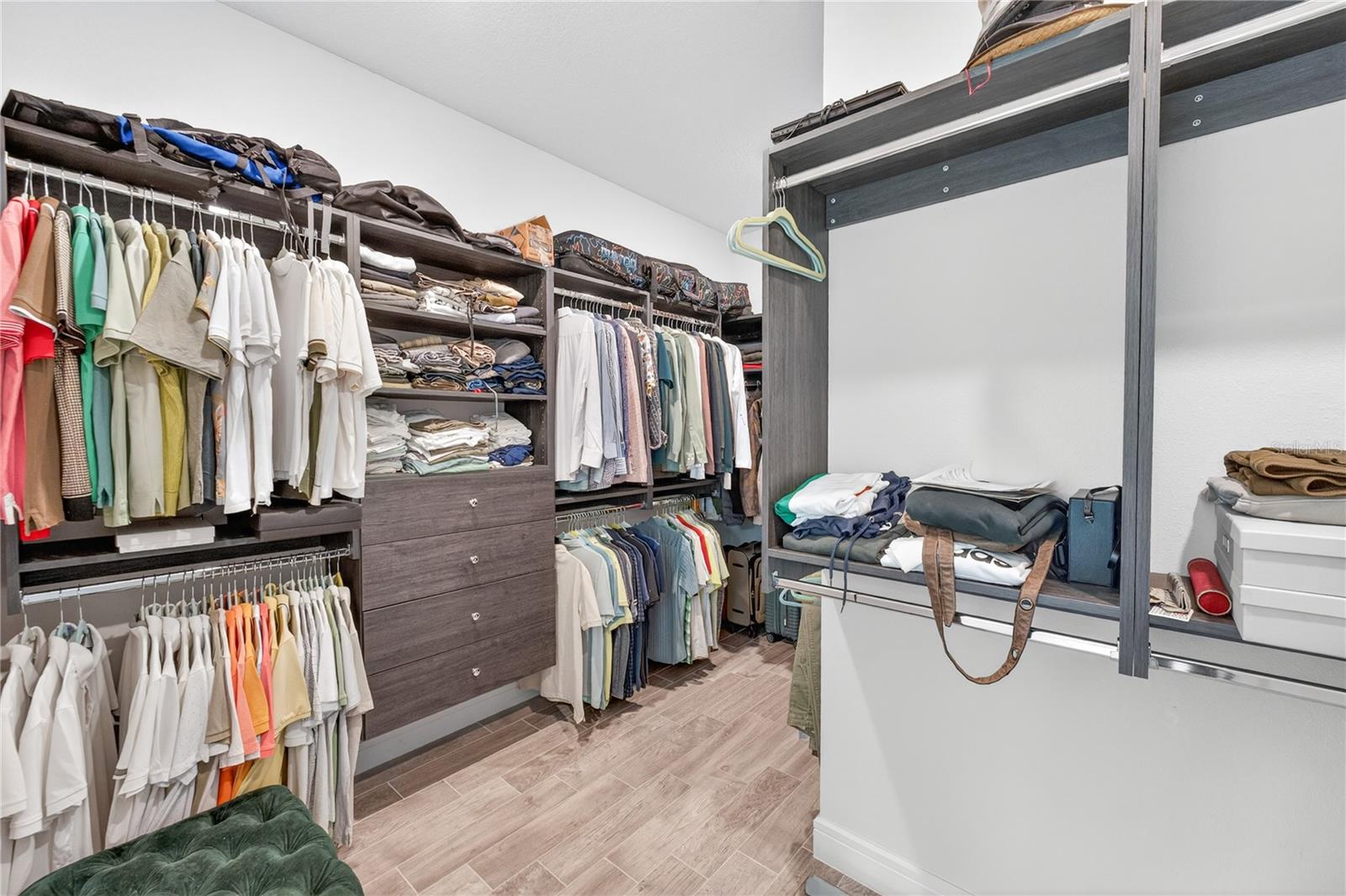 Image 38 of 92 For 2873 Cherry Blossom Loop