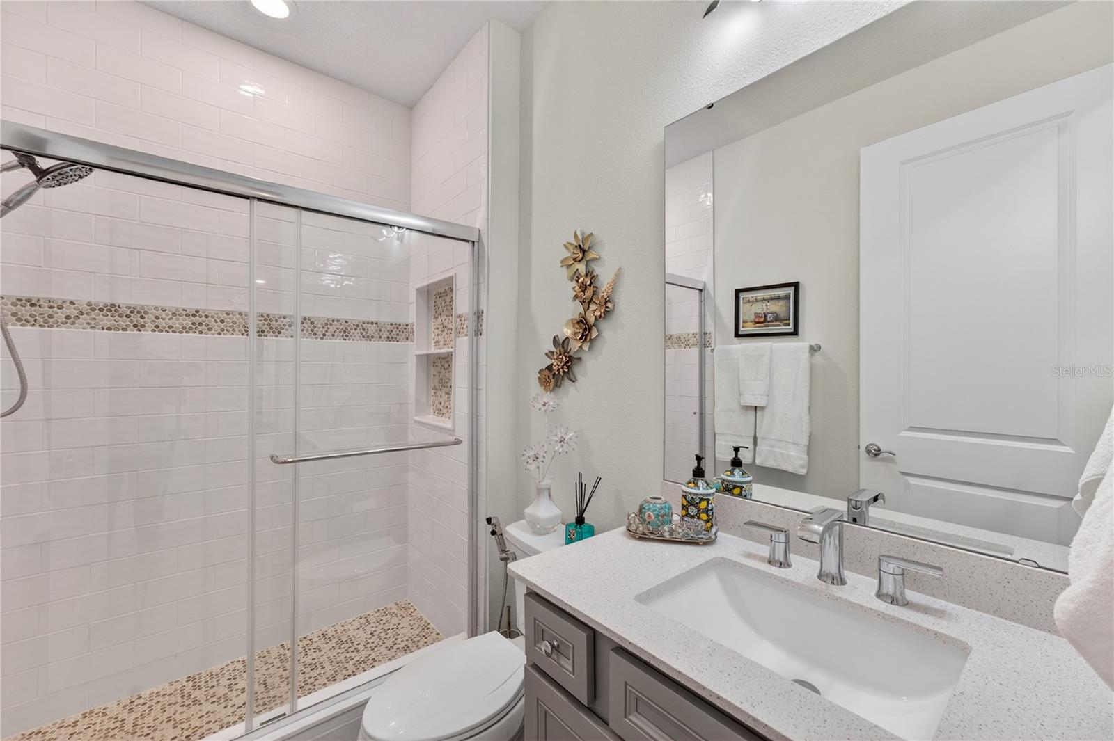 Image 44 of 92 For 2873 Cherry Blossom Loop