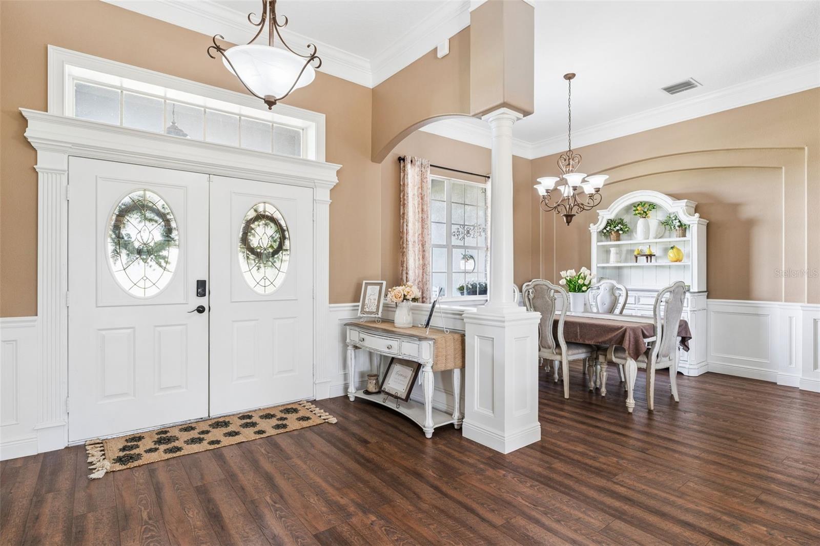 Image 10 of 51 For 10740 Arrowtree Boulevard