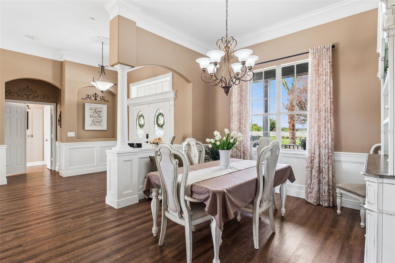 Image 12 of 51 For 10740 Arrowtree Boulevard