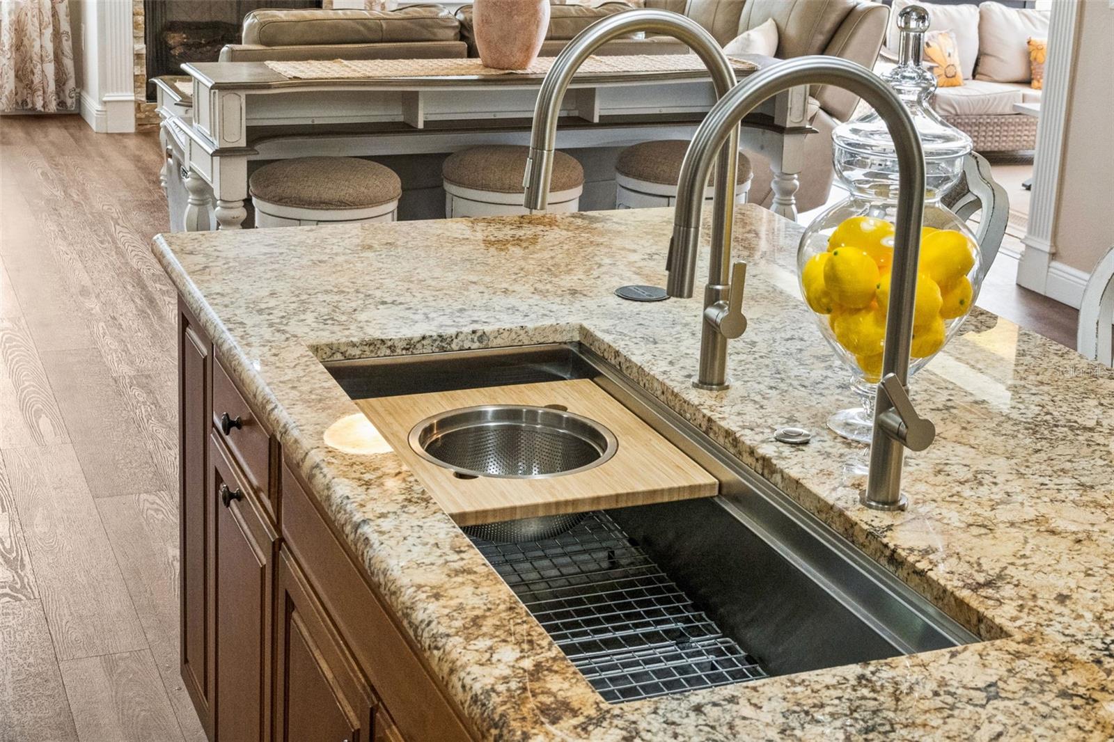 Image 19 of 51 For 10740 Arrowtree Boulevard