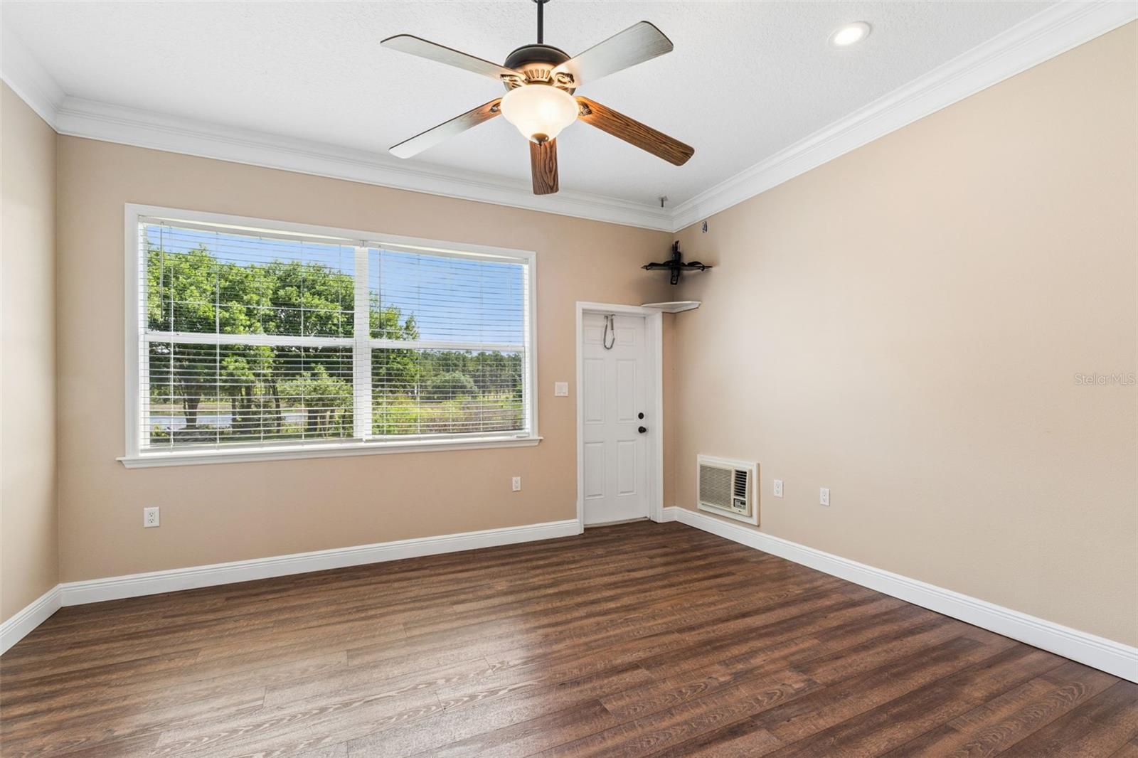 Image 22 of 51 For 10740 Arrowtree Boulevard