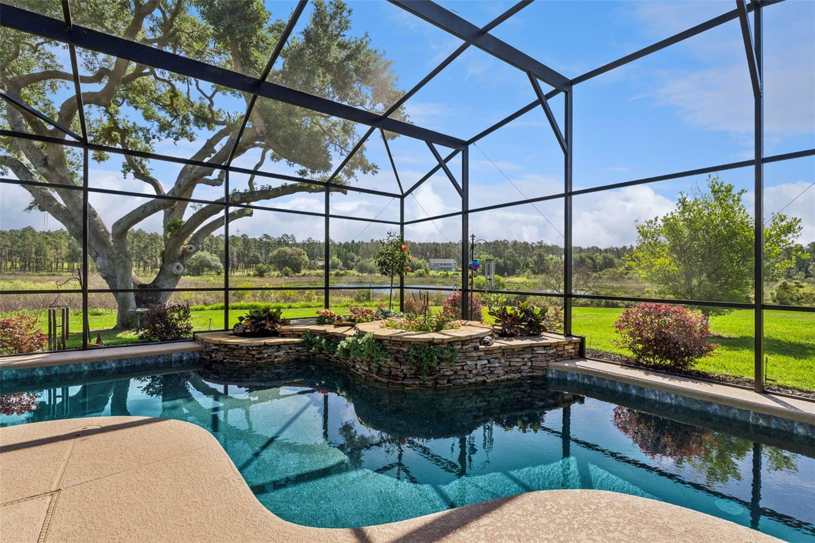 Image 28 of 51 For 10740 Arrowtree Boulevard