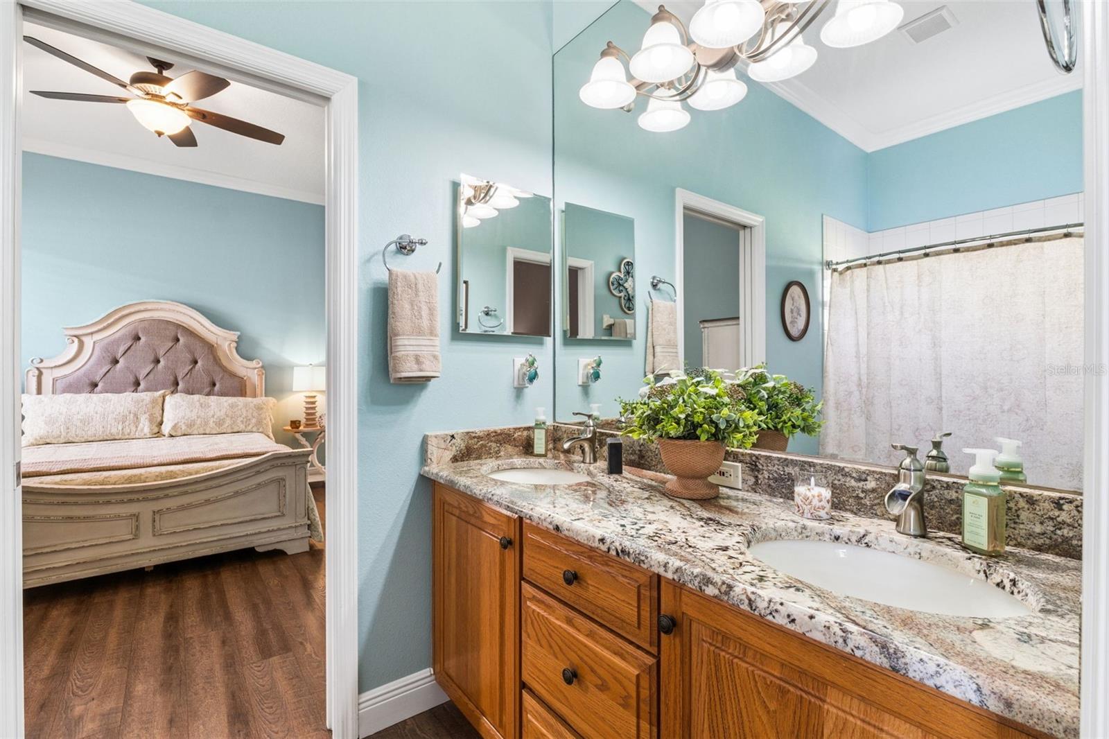 Image 39 of 51 For 10740 Arrowtree Boulevard