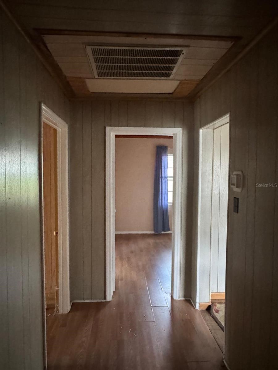 Image 11 of 23 For 1495 Coolidge Avenue