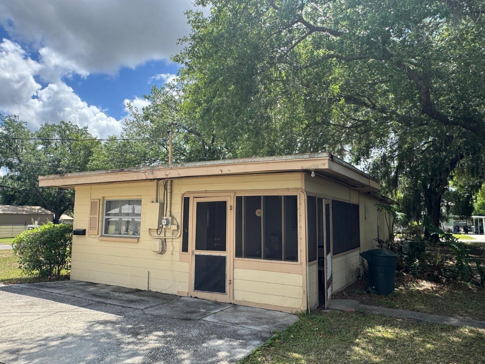 Image 3 of 23 For 1495 Coolidge Avenue