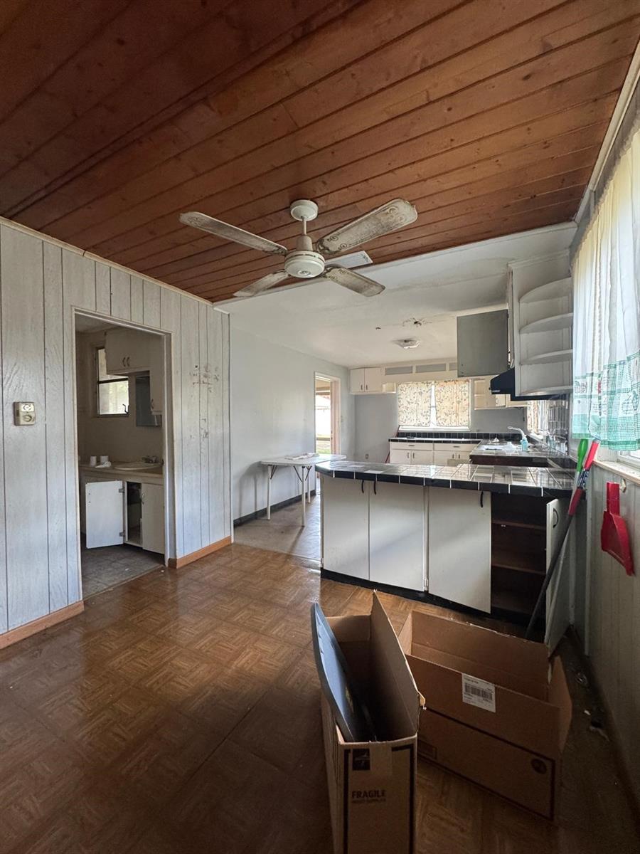 Image 8 of 23 For 1495 Coolidge Avenue