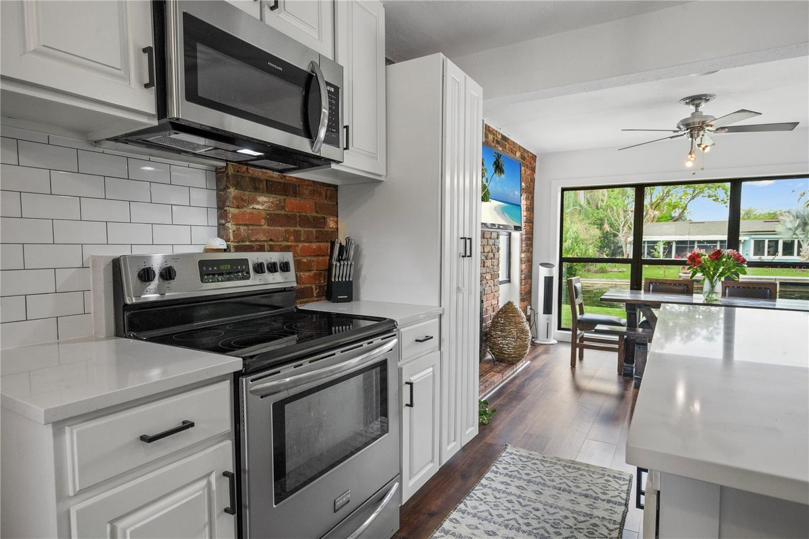 Image 16 of 46 For 2601 Windward Court