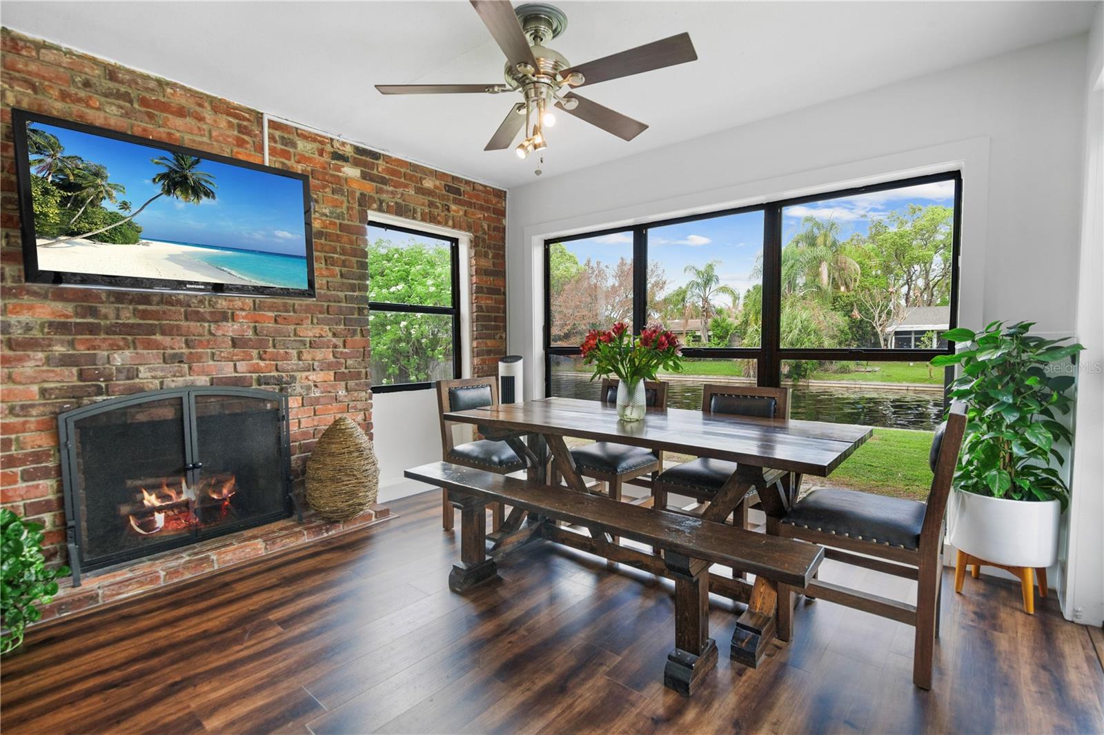 Image 17 of 46 For 2601 Windward Court