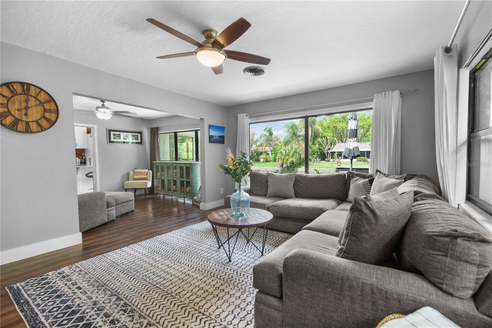 Image 26 of 46 For 2601 Windward Court